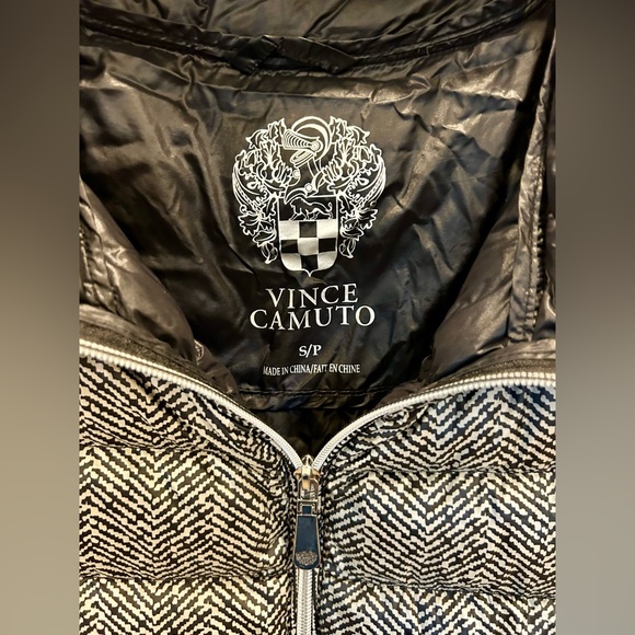 Vince Camuto women’s black and cream colored vest size small - Picture 2 of 5